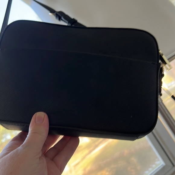 Karl Lagerfeld Crossbody Bag - Picture 4 of 9